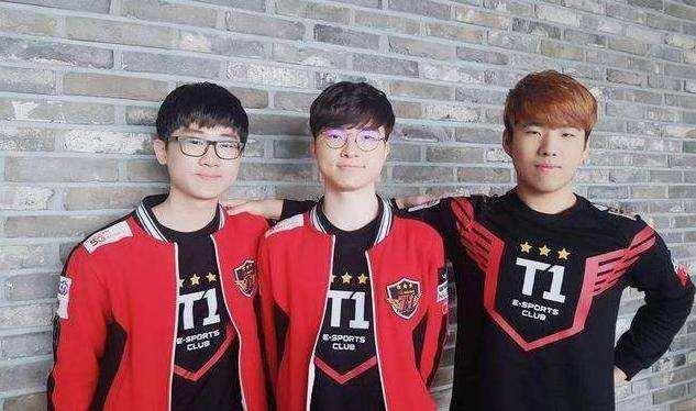 不乏球员在 不乏球员在